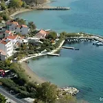 Toni * Duće